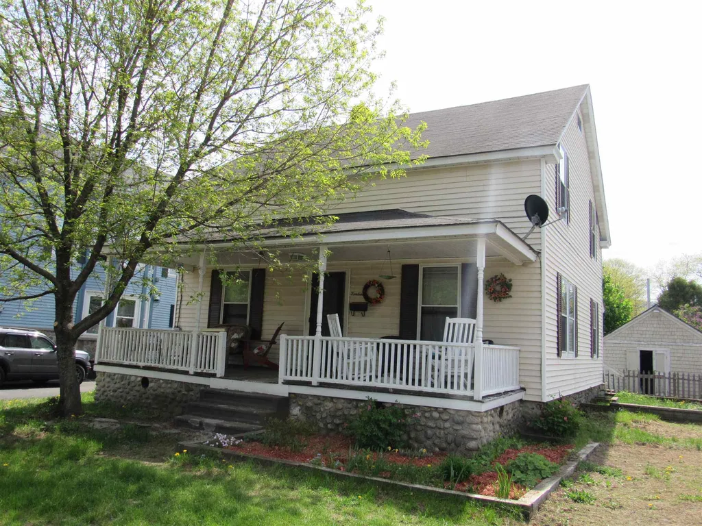 14 Pine Street Gorham NH 03581
