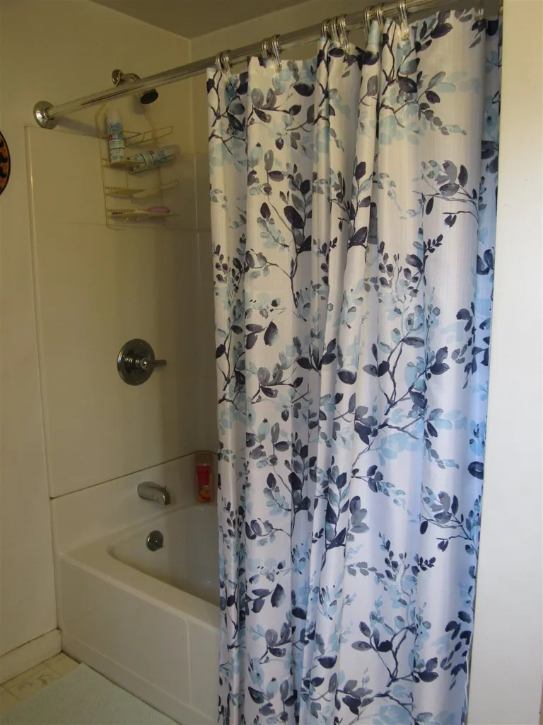 14 Pine Street Gorham NH 03581
