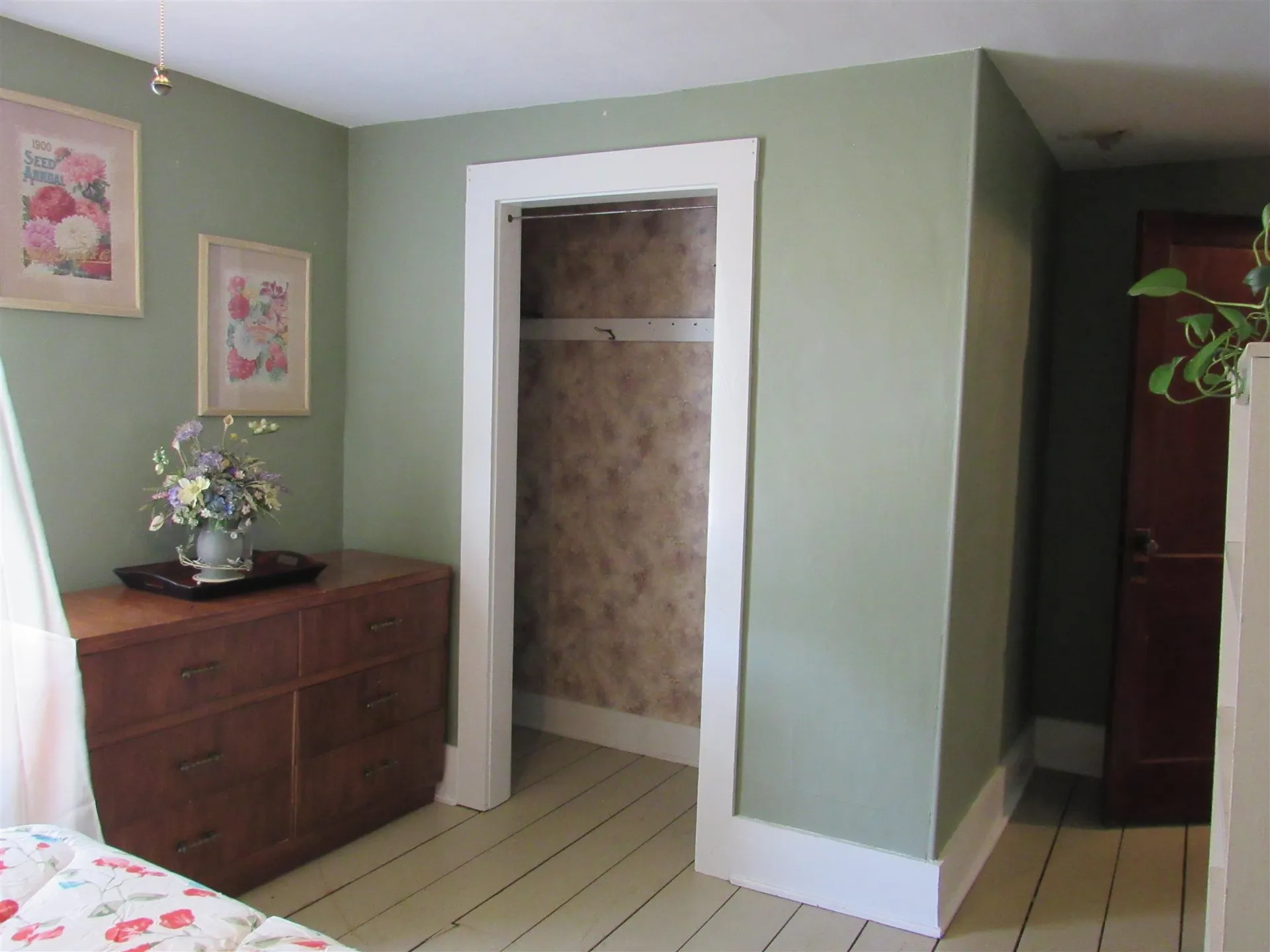 14 Pine Street Gorham NH 03581