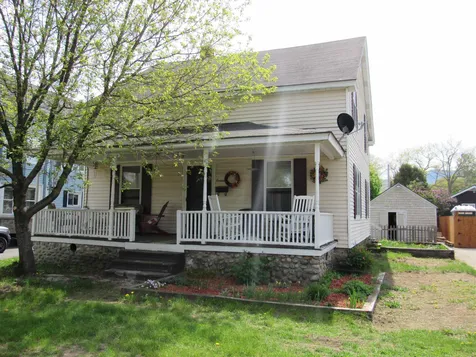 14 Pine Street Gorham NH 03581