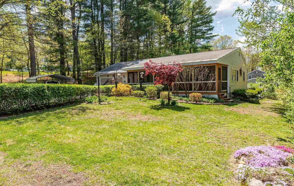 67 Crest Drive Somersworth NH 03878