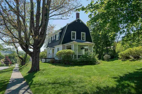 194 Maple Street Brattleboro VT 05301