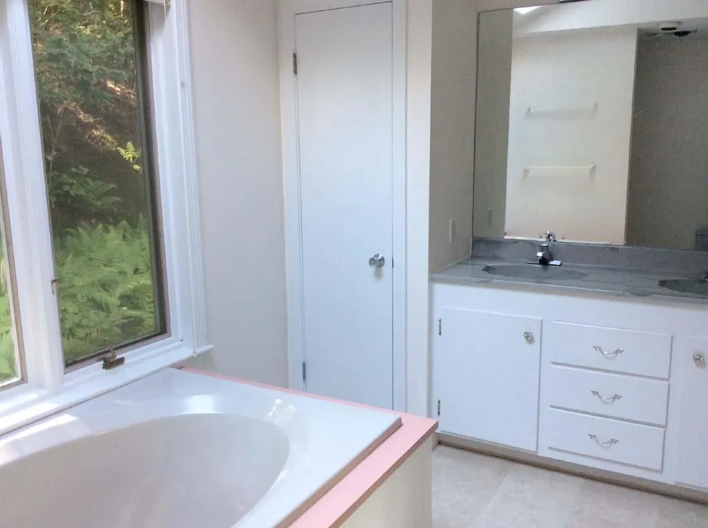 12 Ivy Lane Plymouth NH 03264