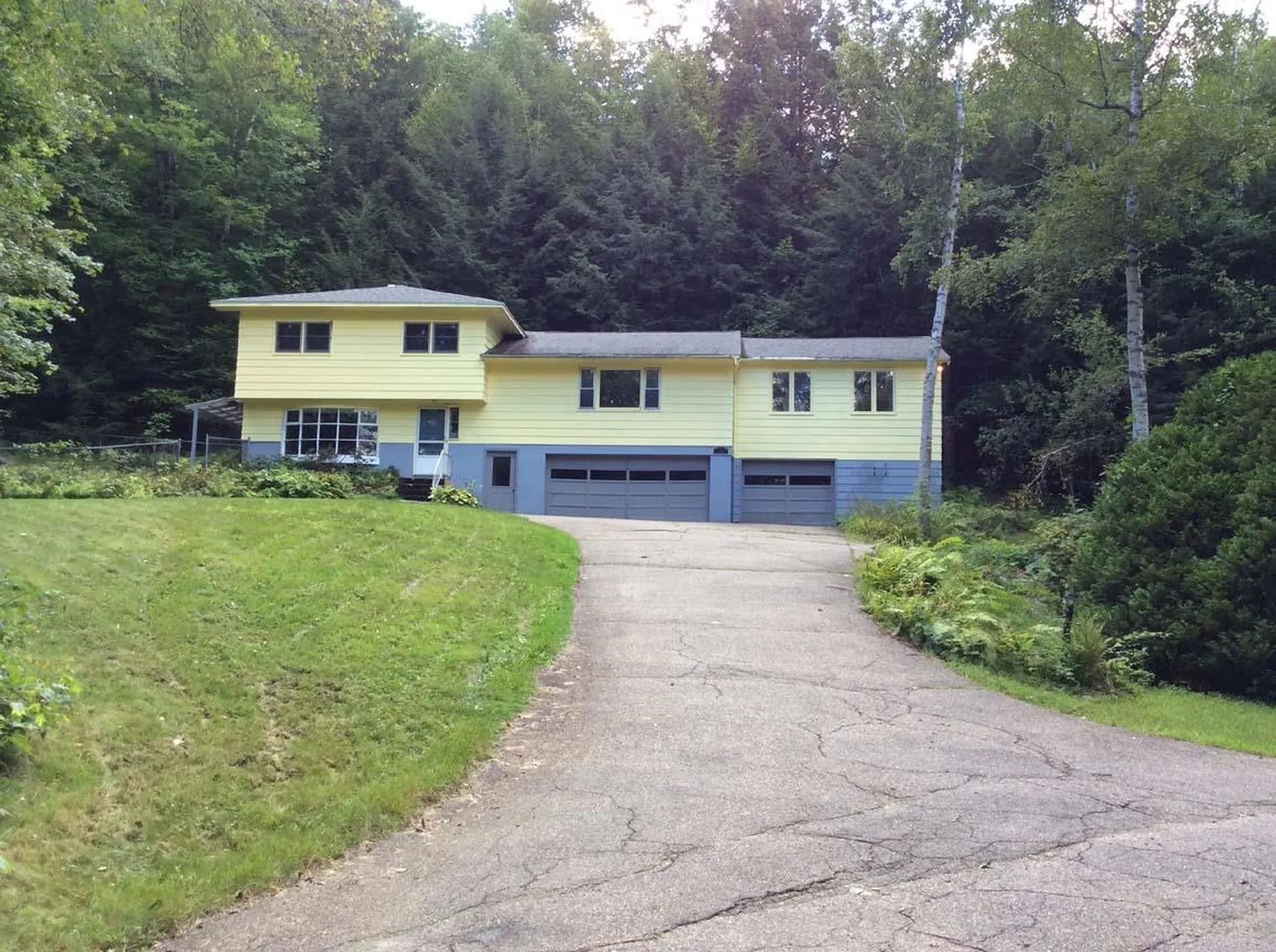 12 Ivy Lane Plymouth NH 03264