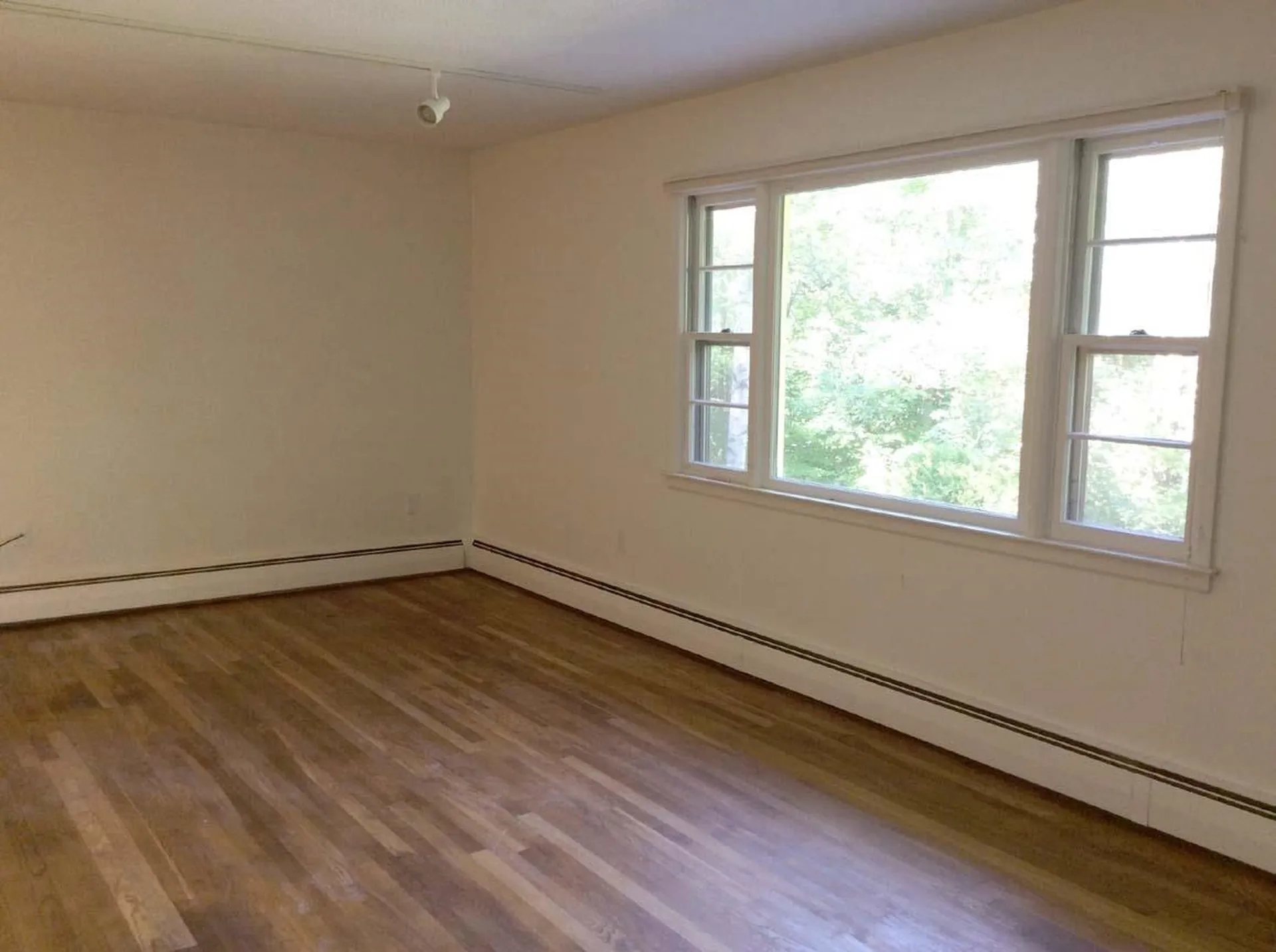 12 Ivy Lane Plymouth NH 03264