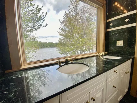 26 Kingsbury Drive Milton NH 03851