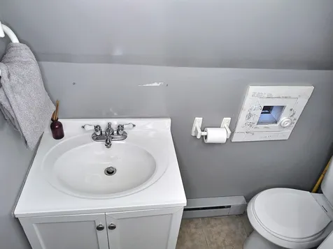 27 Red Sleigh Road Campton NH 03223