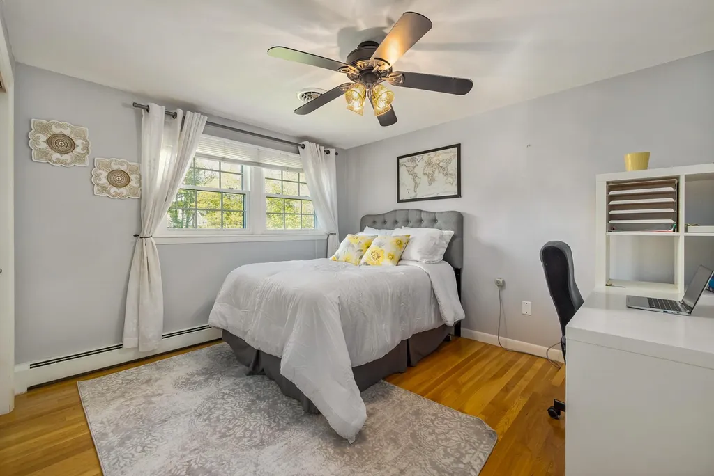 12 Harding Road Portsmouth NH 03801