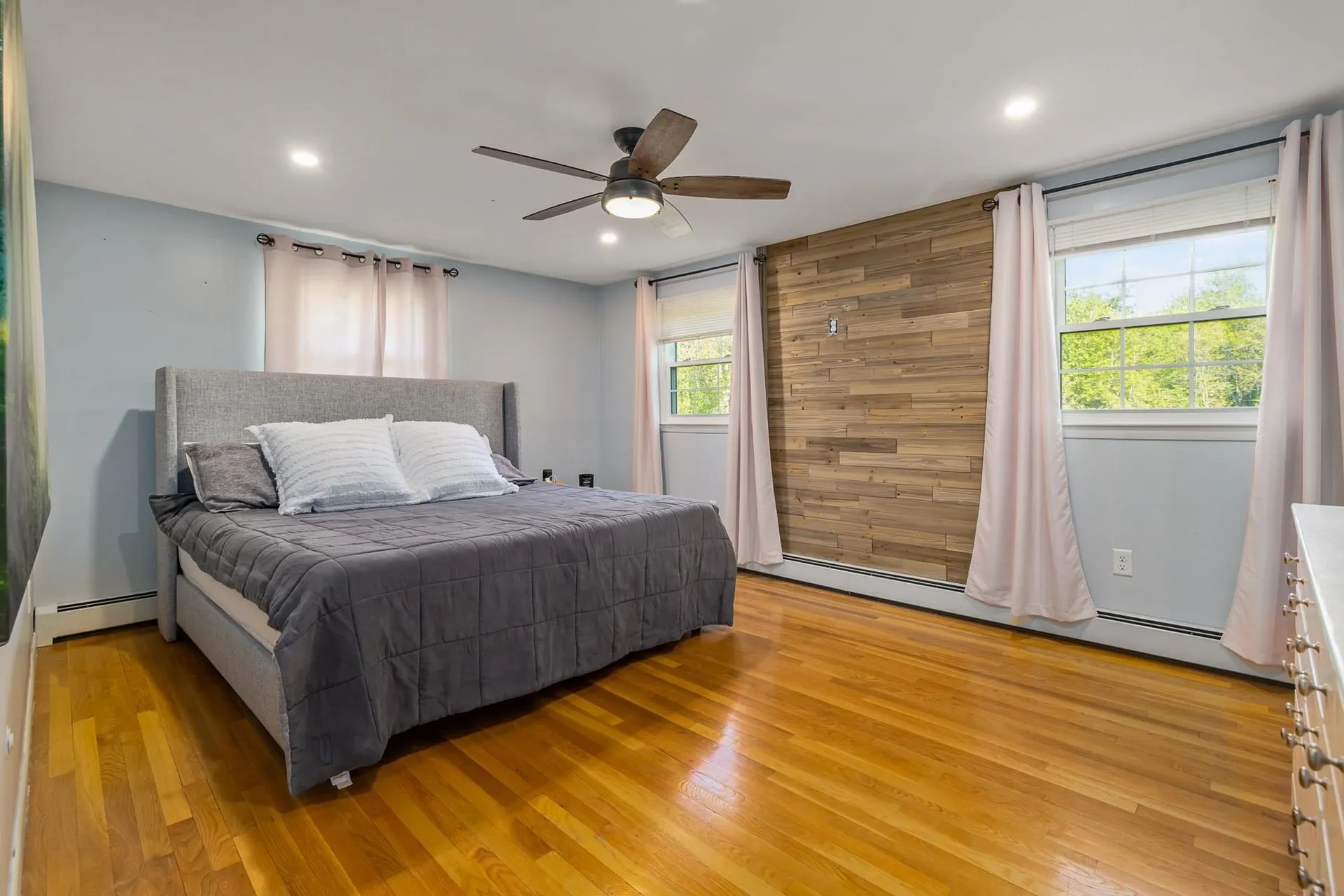 12 Harding Road Portsmouth NH 03801