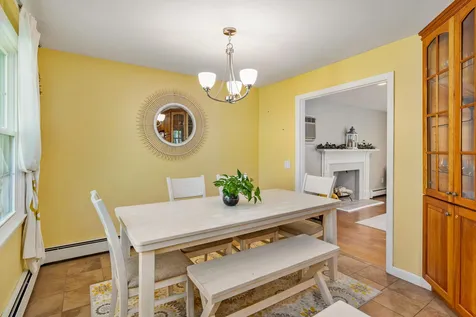 12 Harding Road Portsmouth NH 03801