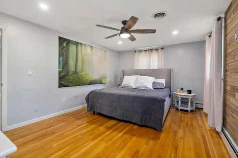 12 Harding Road Portsmouth NH 03801