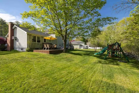 12 Harding Road Portsmouth NH 03801