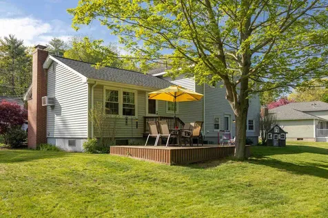12 Harding Road Portsmouth NH 03801