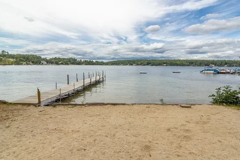 10 Robertson Drive Gilford NH 03249