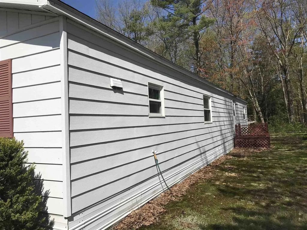 74 Trade Wind Lane Rochester NH 03867