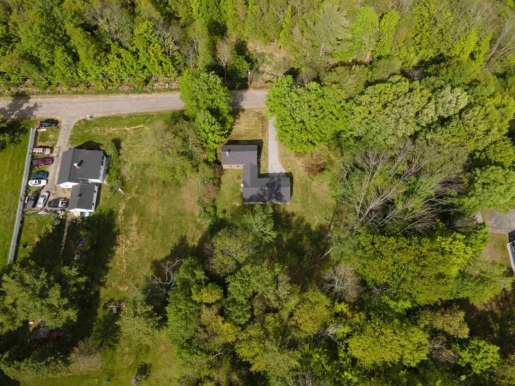412 3rd Range Road Pembroke NH 03275
