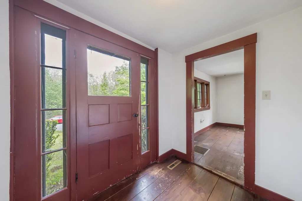 412 3rd Range Road Pembroke NH 03275