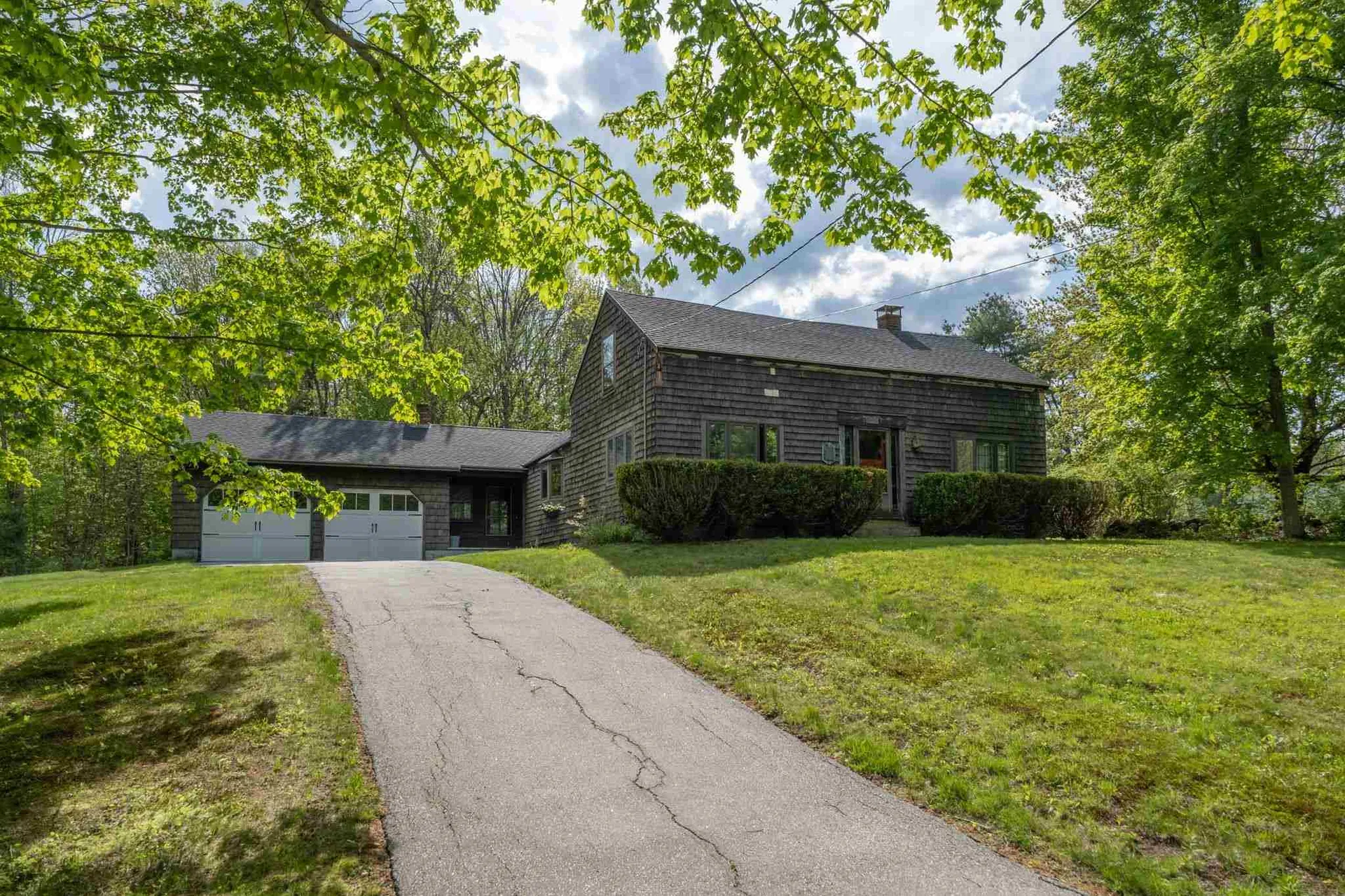 412 3rd Range Road Pembroke NH 03275