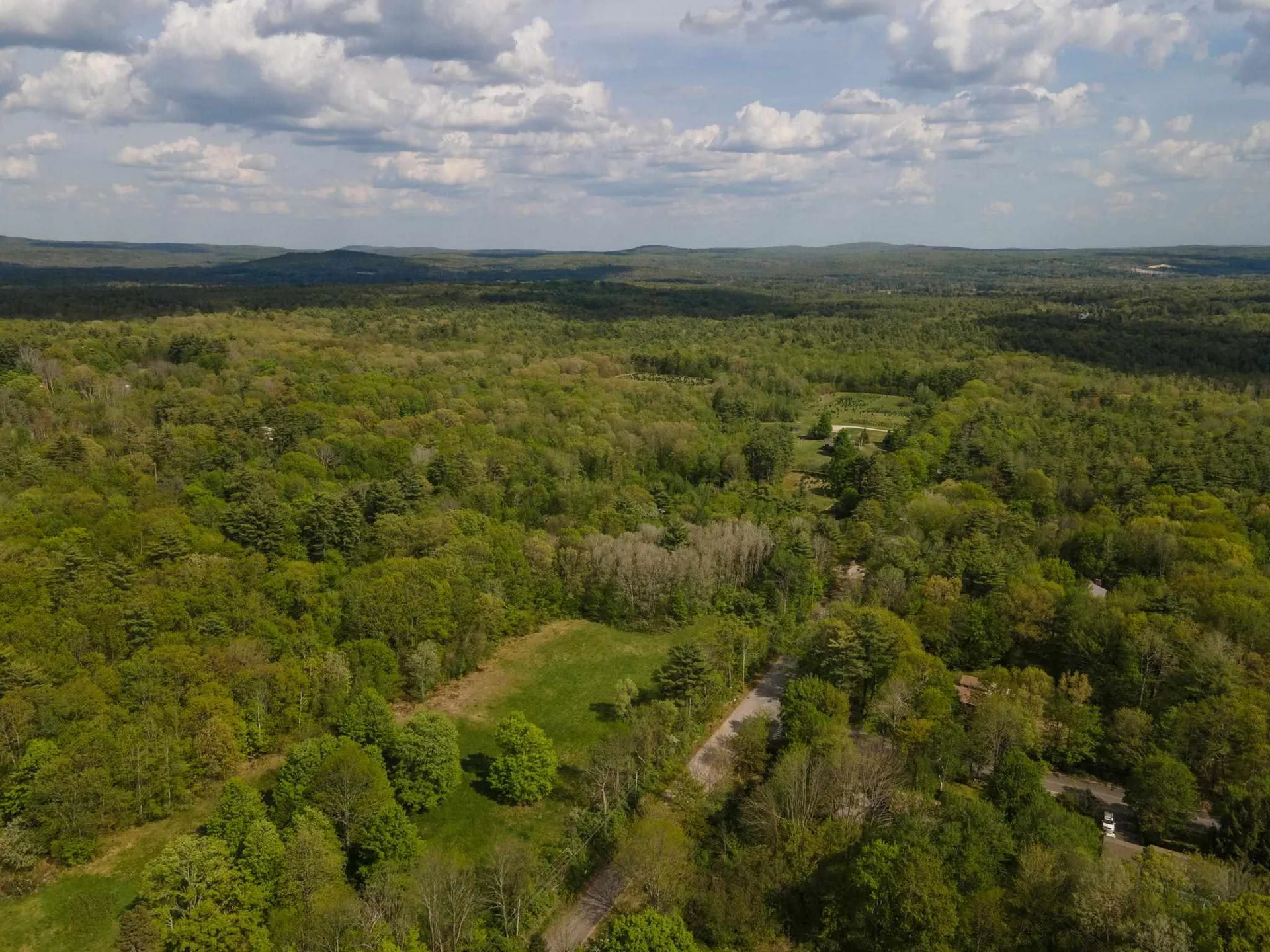 412 3rd Range Road Pembroke NH 03275