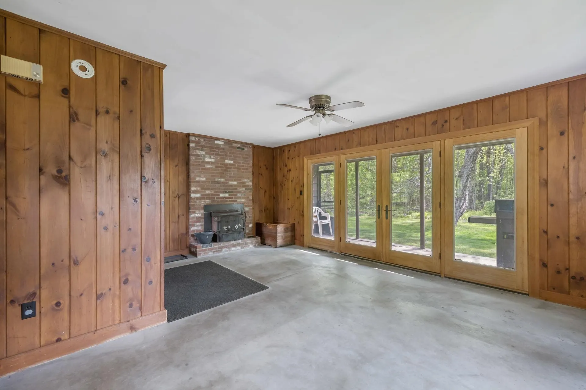 412 3rd Range Road Pembroke NH 03275