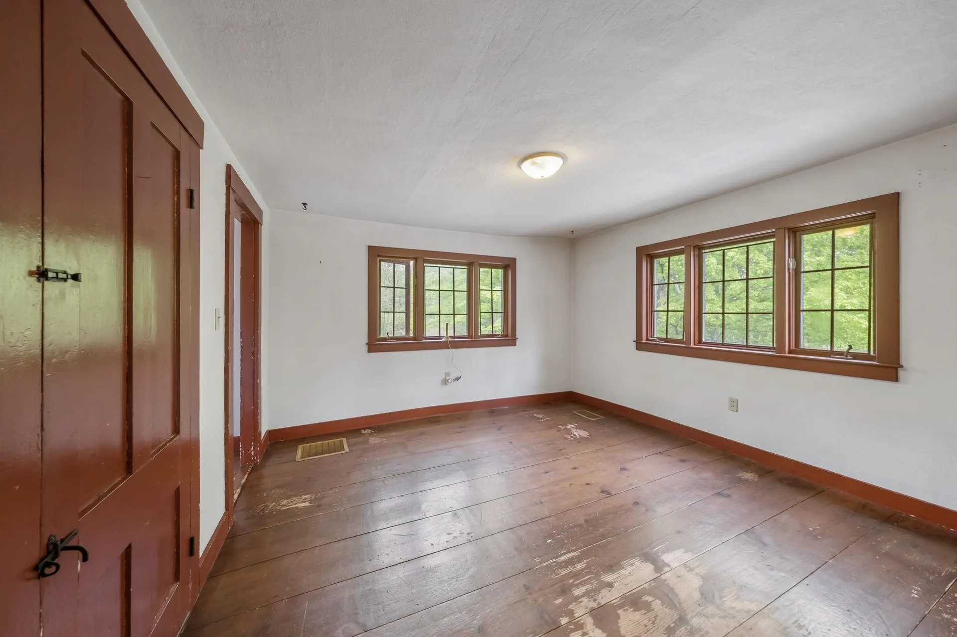 412 3rd Range Road Pembroke NH 03275