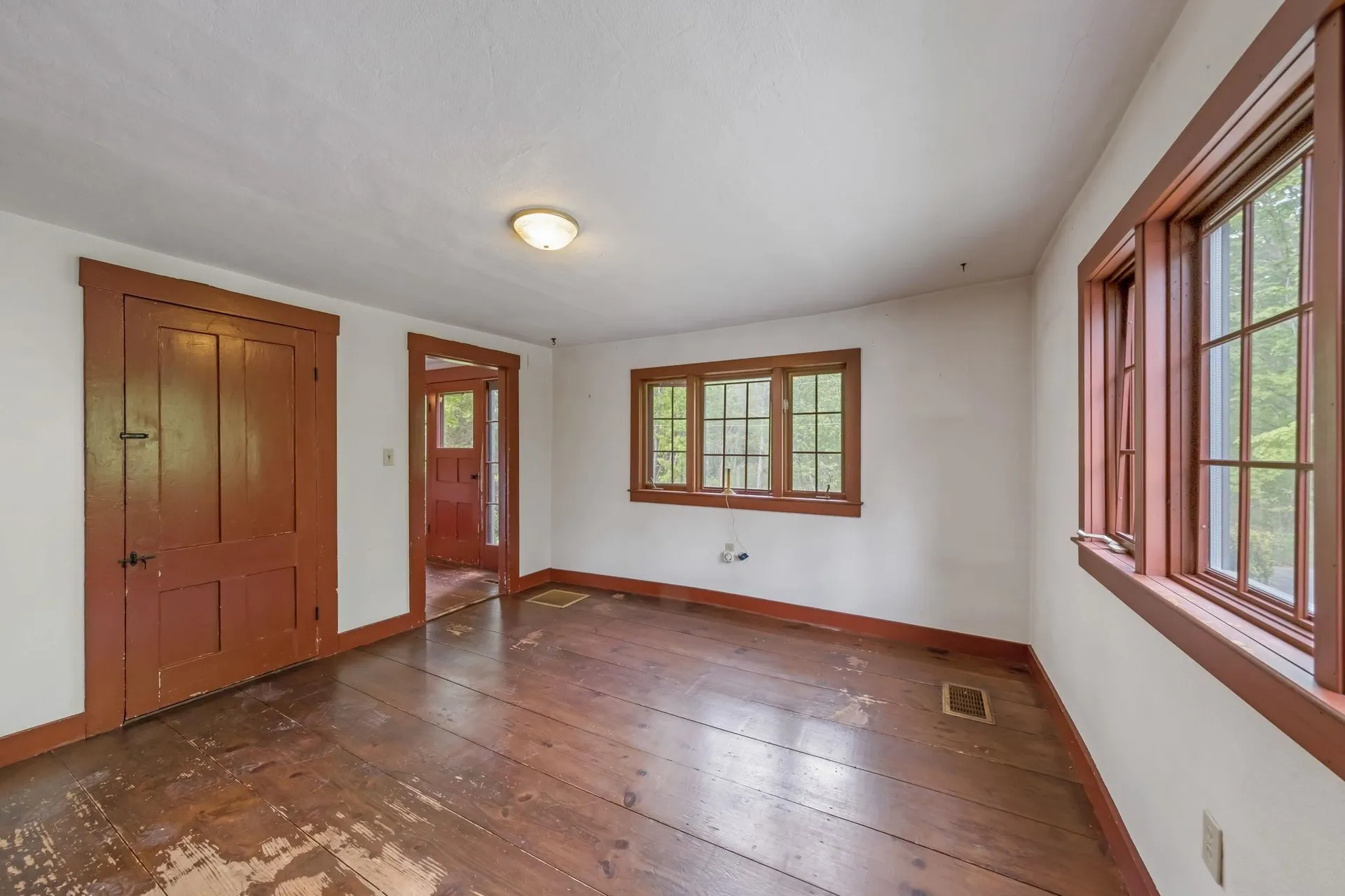412 3rd Range Road Pembroke NH 03275