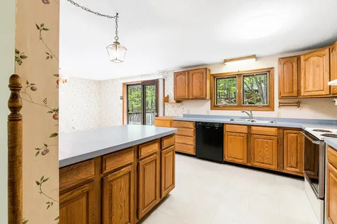 9 Hilltop Drive Sunapee NH 03782