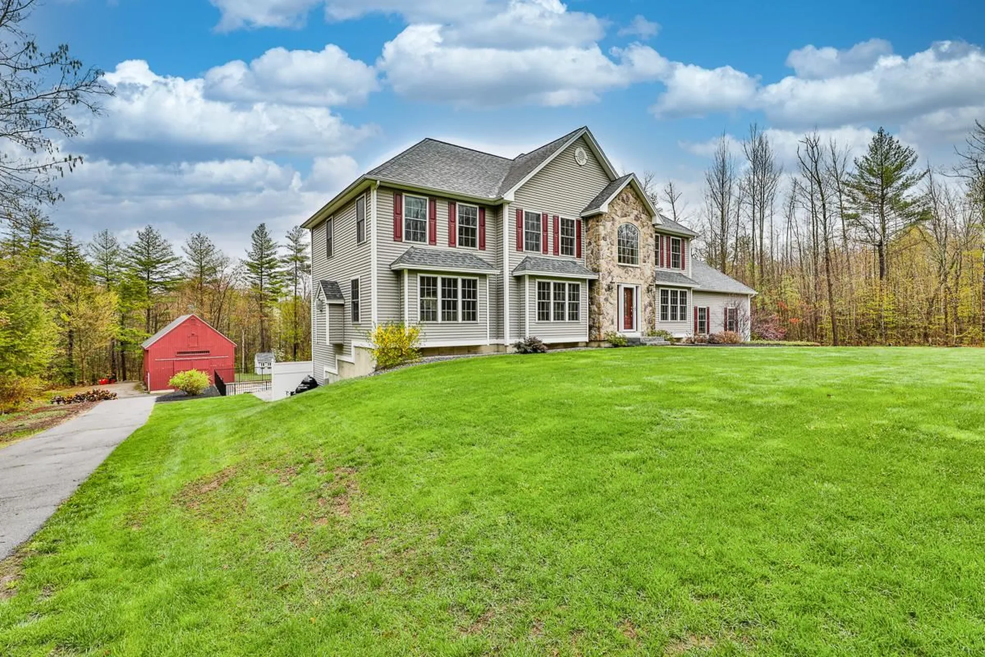 840 River Road Weare NH 03281