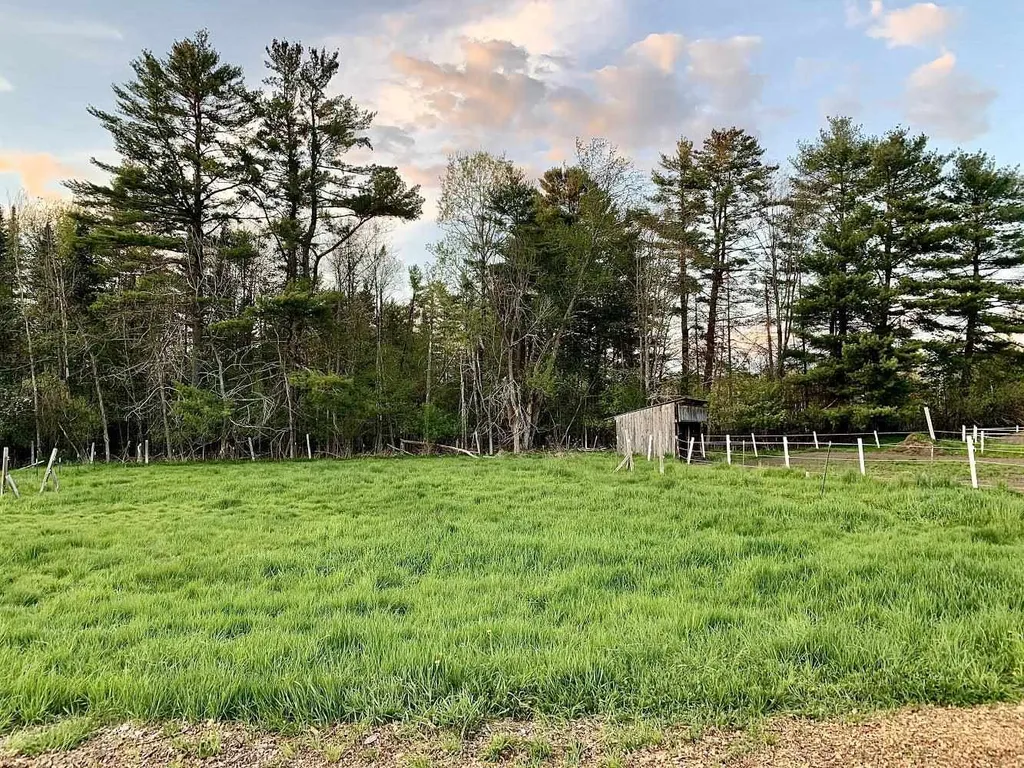 29 Wescott Road Enfield NH 03748