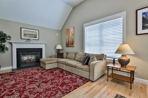 6 Washington Drive Brentwood NH 03833