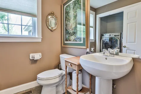 6 Washington Drive Brentwood NH 03833