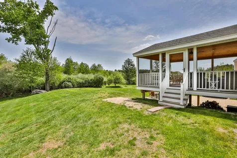 6 Washington Drive Brentwood NH 03833