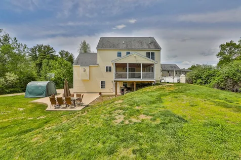 6 Washington Drive Brentwood NH 03833