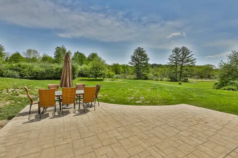 6 Washington Drive Brentwood NH 03833