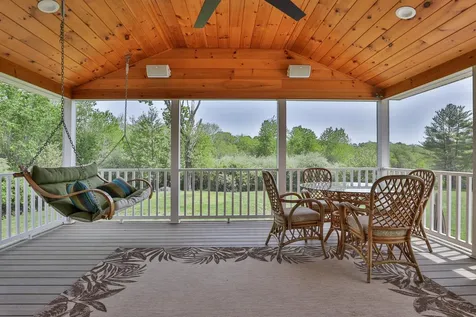 6 Washington Drive Brentwood NH 03833