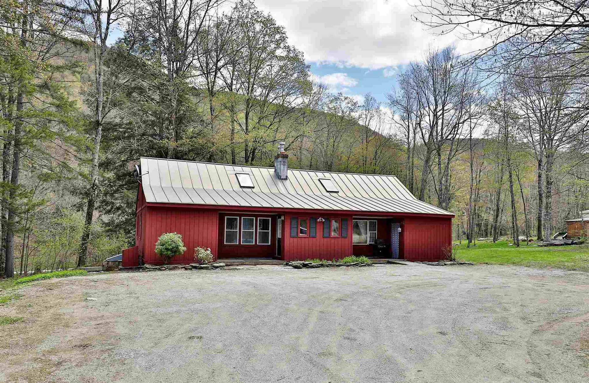 63 Hadley Lane Pittsfield VT 05762