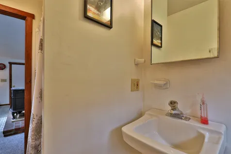 63 Hadley Lane Pittsfield VT 05762