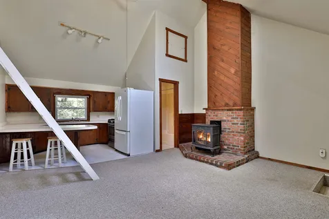 63 Hadley Lane Pittsfield VT 05762