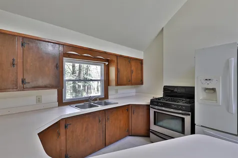 63 Hadley Lane Pittsfield VT 05762