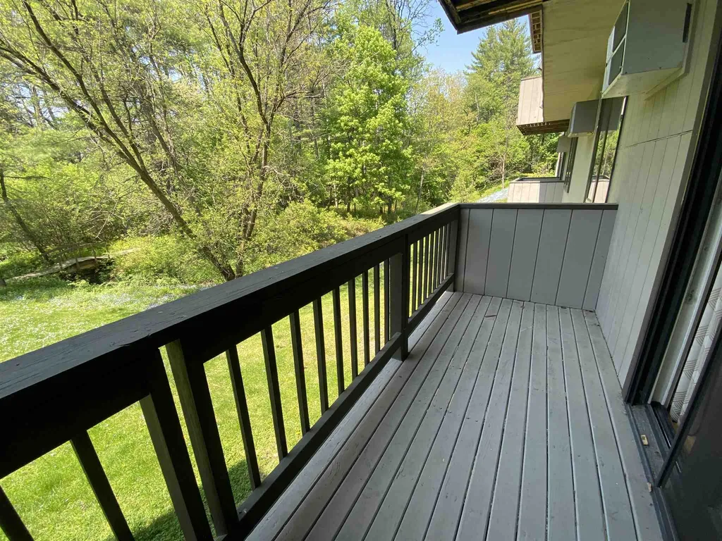 115 Brook Hollow Road Hanover NH 03755