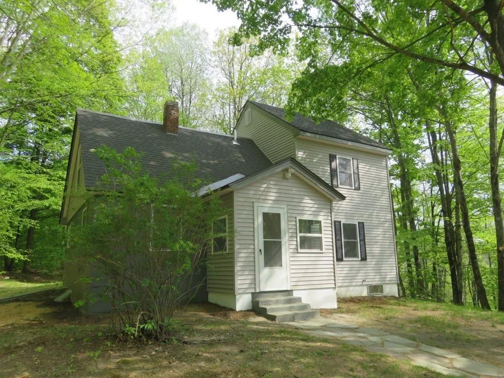 11 Trues Brook Lebanon NH 03784-1947