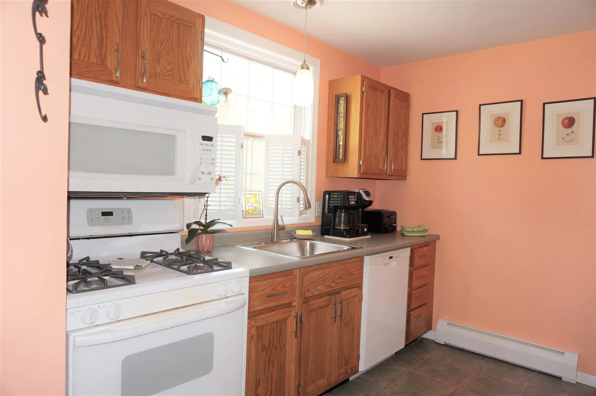 1465 Hooksett Road Hooksett NH 03106