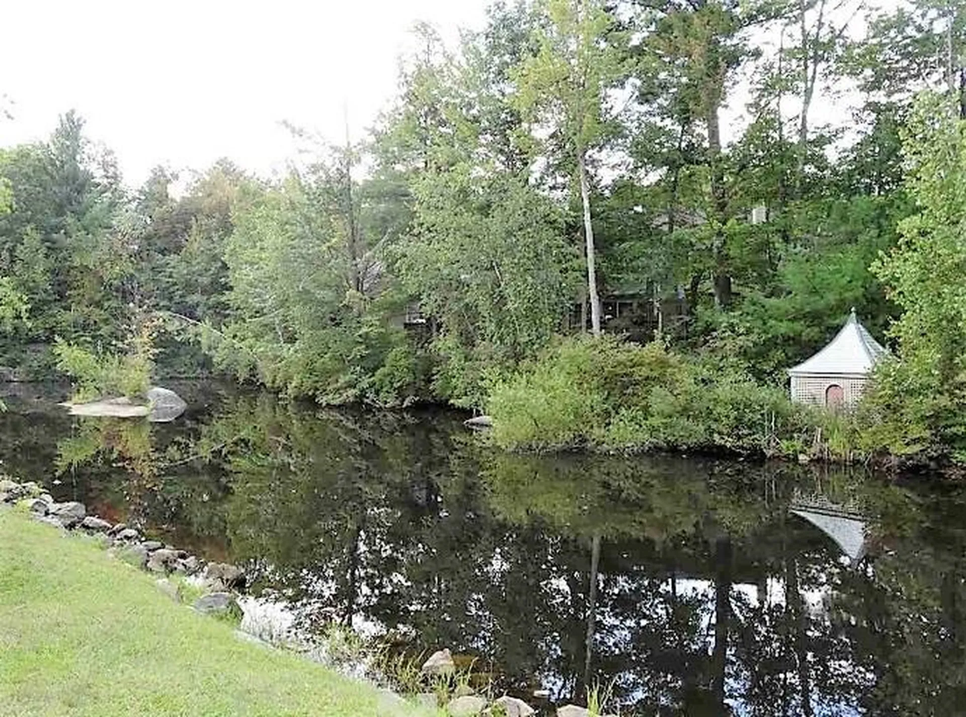 1465 Hooksett Road Hooksett NH 03106