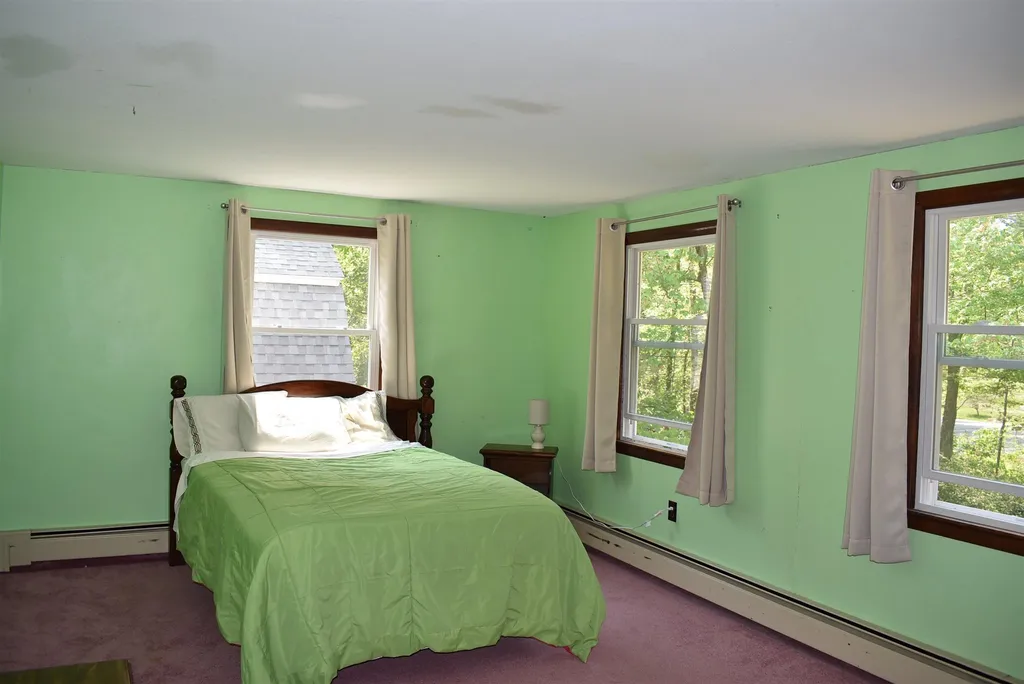 199 Rideout Road Hollis NH 03049