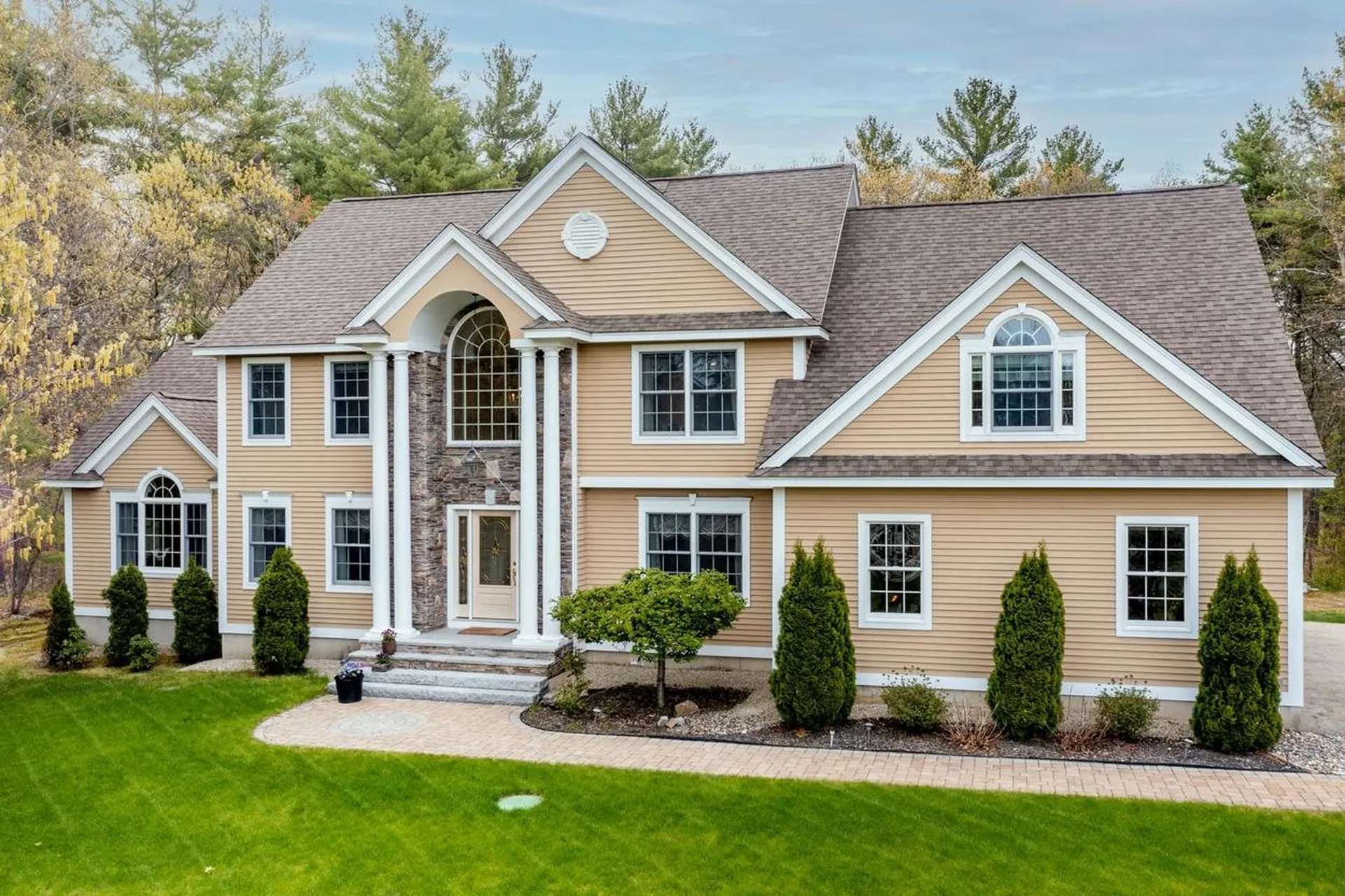 20 Simpson Road Windham NH 03087