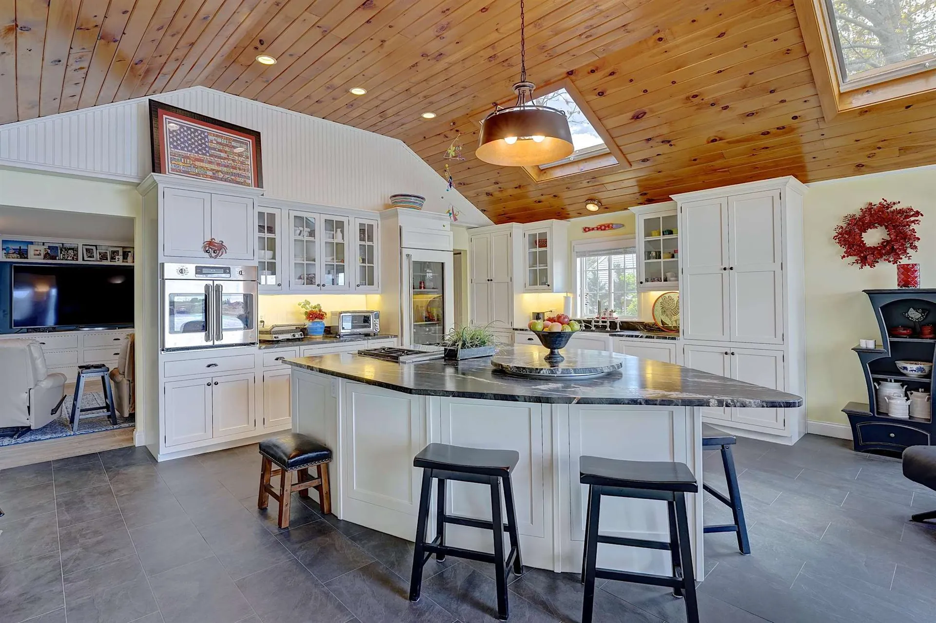32 Mendum Avenue Kittery ME 03904