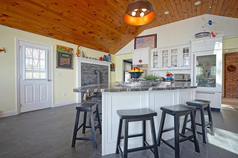 32 Mendum Avenue Kittery ME 03904