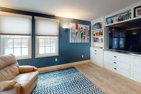 32 Mendum Avenue Kittery ME 03904