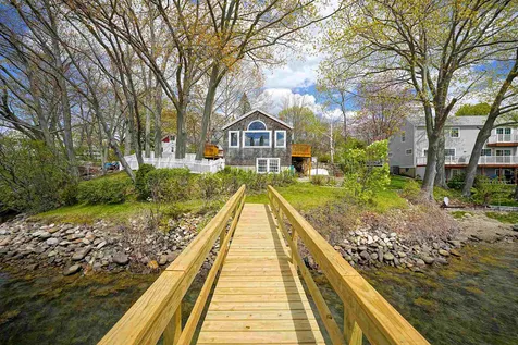 32 Mendum Avenue Kittery ME 03904