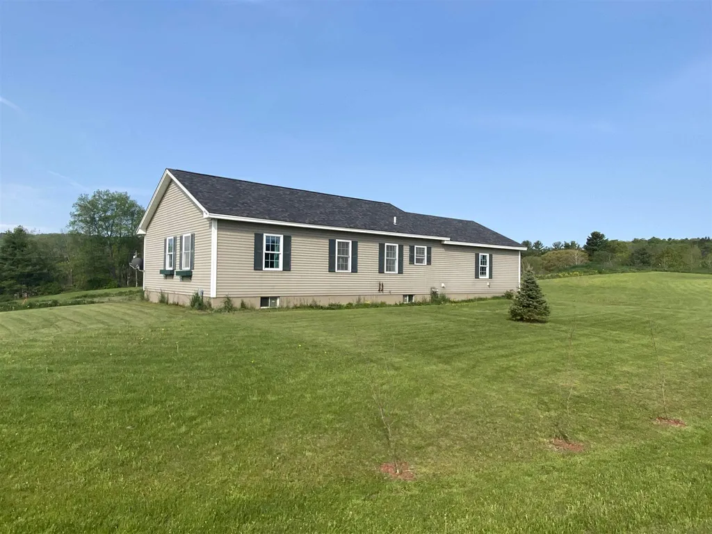 353 East Main Street Hyde Park VT 05655